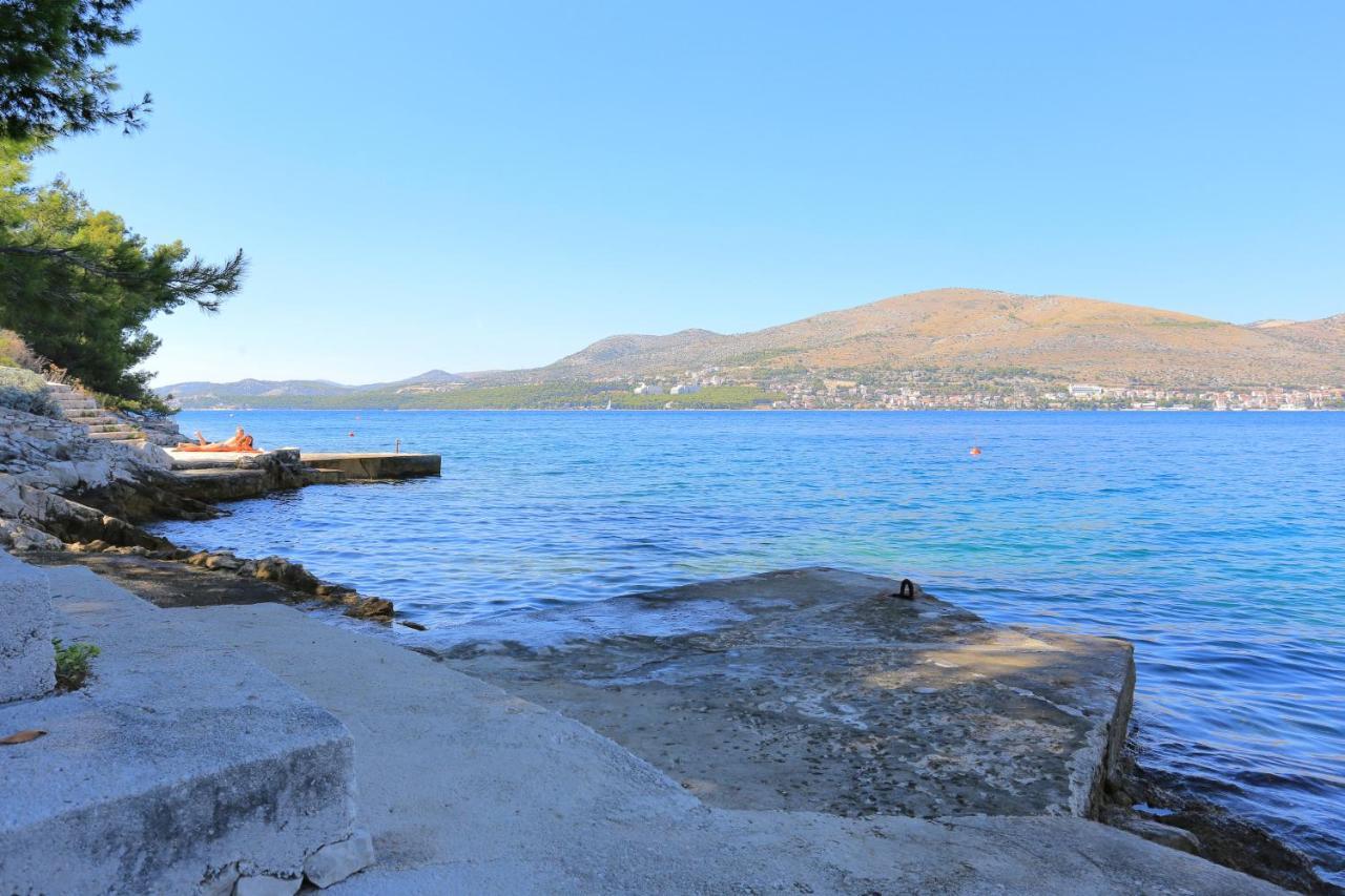 Apartments By The Sea Okrug Donji, Ciovo - 12502 Okrug Gornji Luaran gambar