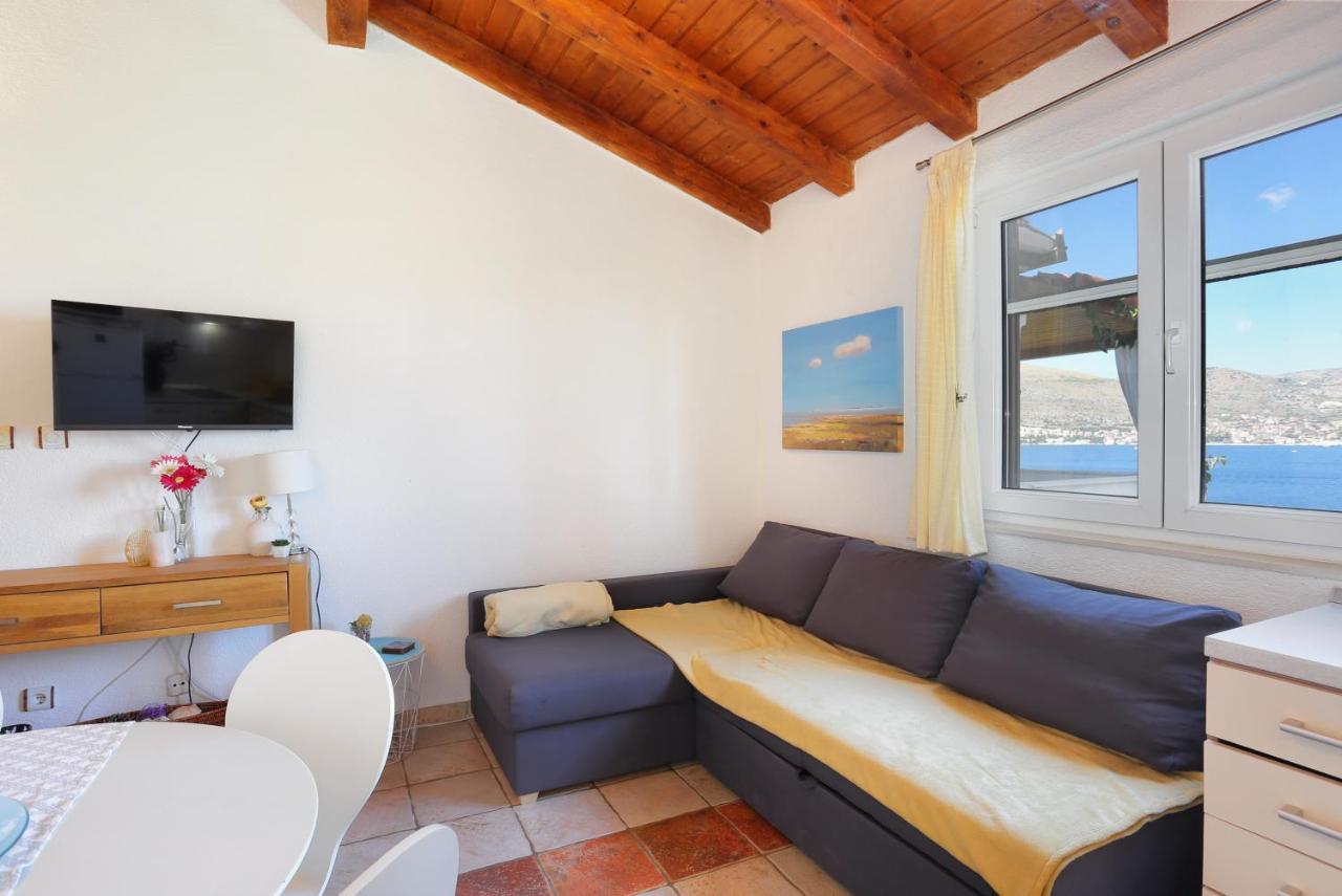 Apartments By The Sea Okrug Donji, Ciovo - 12502 Okrug Gornji Luaran gambar