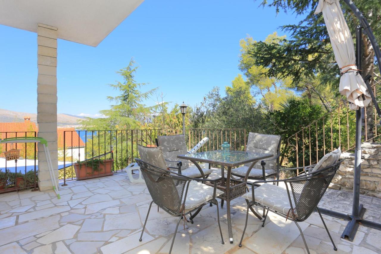 Apartments By The Sea Okrug Donji, Ciovo - 12502 Okrug Gornji Luaran gambar